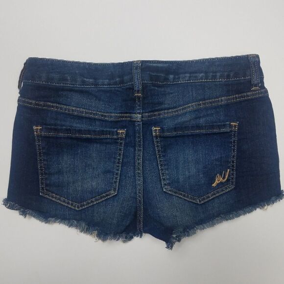 Express》 Boho Embroidered Cut Off Jean Shorts - Picture 4 of 8